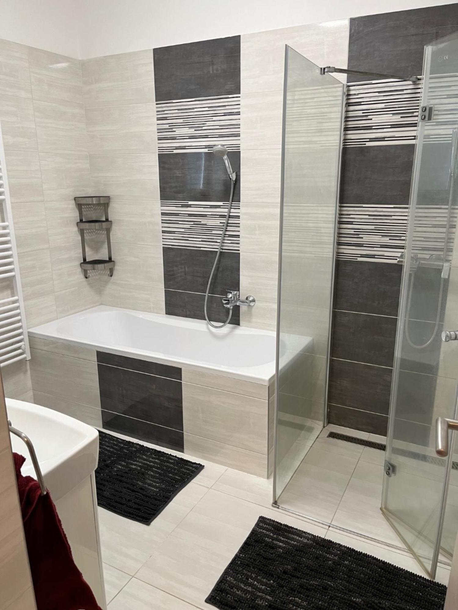 Brookforest Belvarosi Apartman Debreczyn Zewnętrze zdjęcie